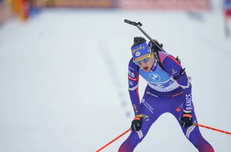 julia simon biathlon